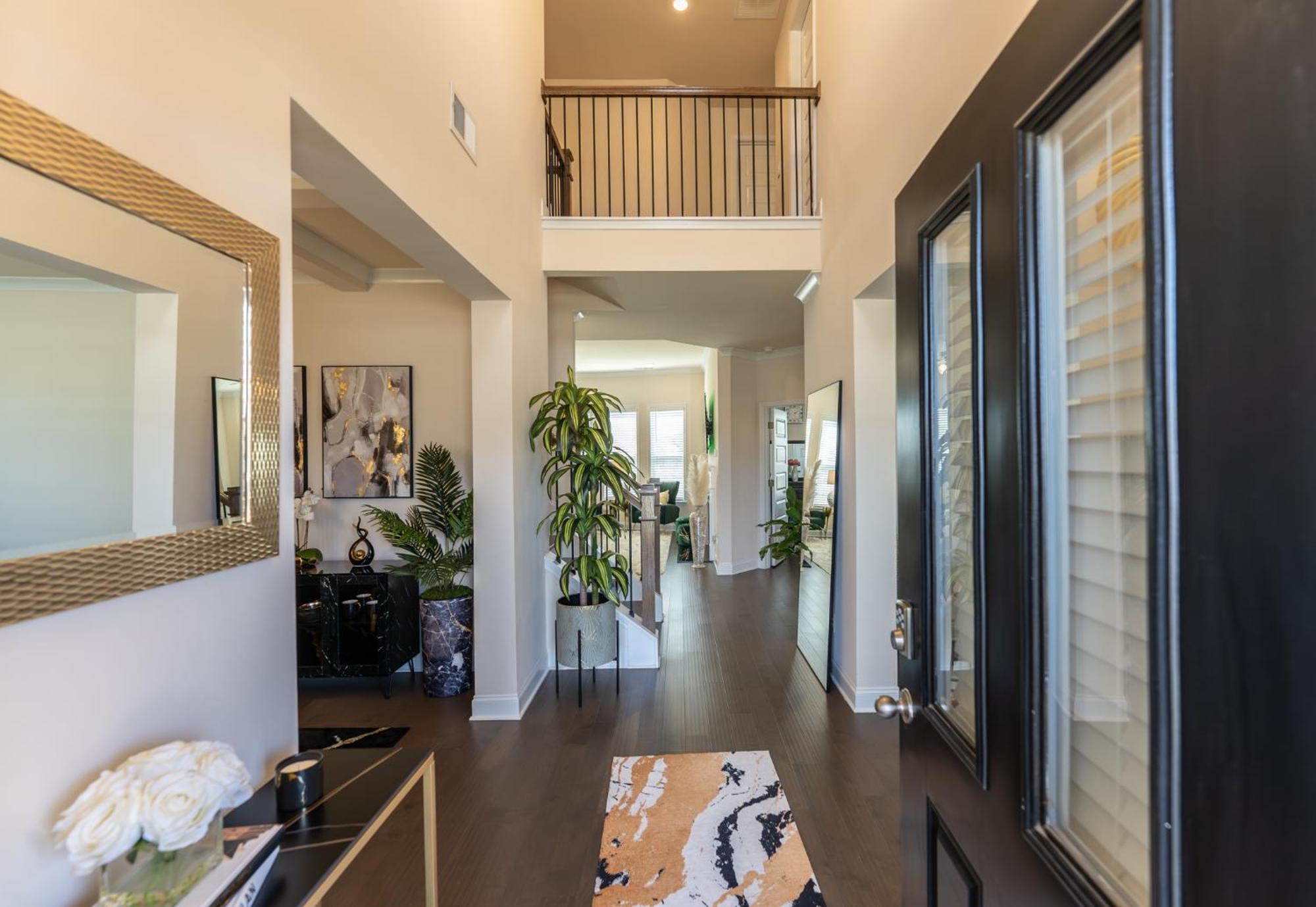 Luxury Bedroom With Private Bath Hampton Exterior foto